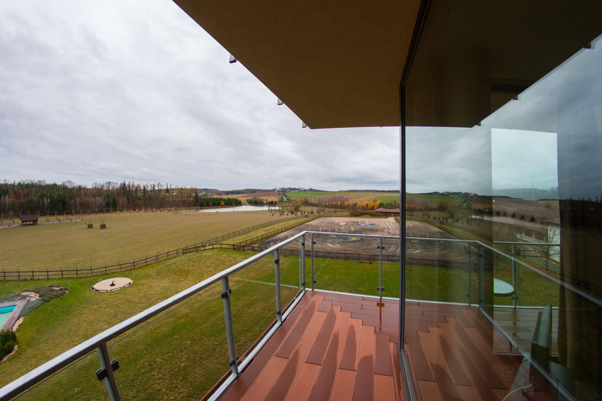 K-Triumf Resort Velichovky Exterior photo